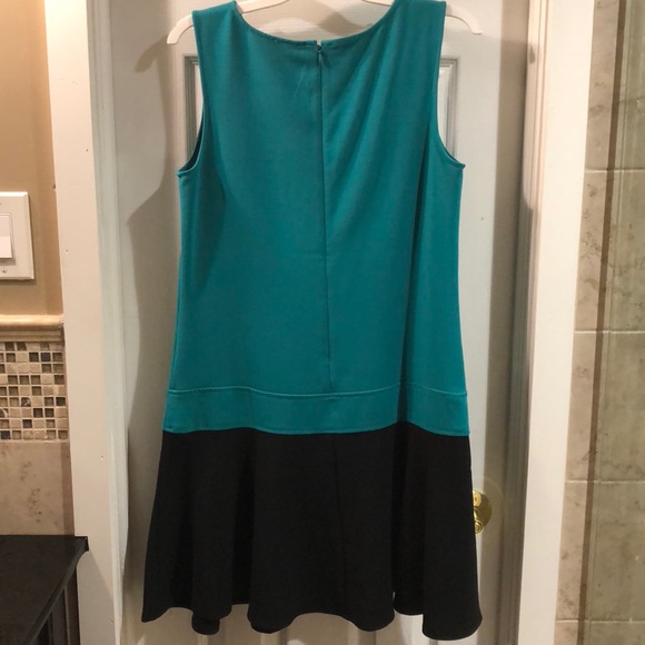 LOFT mini turquoise and black dress - Picture 3 of 3